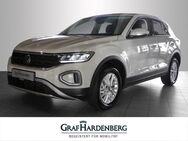 VW T-Roc, 1.0 TSI Life, Jahr 2022 - Lahr (Schwarzwald)