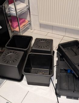 AutoPot EasyGrow Set + AirDomes + AirBases + Schläuche + Verbindungs-Stecker etc. - Ergolding