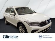 VW Tiguan, 2.0 TDI Move, Jahr 2024 - Kassel