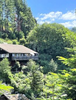 Attraktives Doppelhaus in bevorzugter, unverbaubarer Panoramawohnlage mit zusätzlicher Bebauungsmöglichkeit - Seebach (Baden-Württemberg)