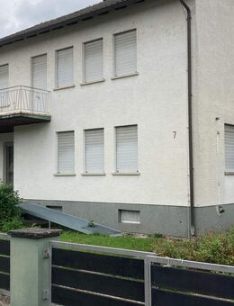 Geräumiges Einfamilienhaus mit Garage und Garten in Leimersheim zu verkaufen - Leimersheim