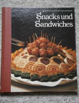 TIME LIFE Serie "Die Kunst des Kochens / Methoden und Rezepte" Titel: Snacks und Sandwiches. (447) - Hamburg