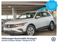 VW Tiguan, 2.0 TSI Life, Jahr 2022 - Stuttgart