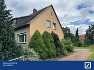 Sanierungsbedürftiges Zweifamilienhaus in Helstorf - Neustadt (Rübenberge)