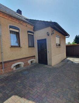 Doppelhaushälfte mit Potenzial – Sofort bezugsfrei zum Schnäppchenpreis! - Eisleben (Lutherstadt)