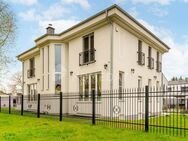 Exklusive Villa mit luxuriöser Ausstattung und großem Grundstück in Potsdam - Potsdam