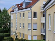 wird frei: 2-Raum-Wohnung im 1. Obergeschoß. Balkon. Tiefgaragen-Stellplatz (abschließbare Boxe) - Dresden