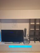 Anbauwand weiß glänzed mit LED Beleuchtung in 04209