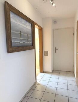 RESERVIERT - Komfortable DG Wohnung mit Klimatisierung und neuer Einbauküche - Erstbezug - Werne