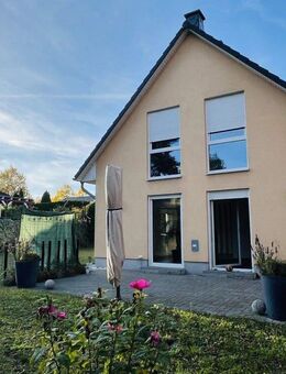 Einfamilienhaus mit gepflegtem Garten im Herzen Neuenhagens! - Neuenhagen (Berlin)