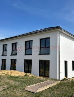 Garßen: Moderne Neubau-Doppelhaushälfte - Erstbezug ab sofort! - Celle