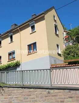 Sehr gepflegtes Einfamilienhaus ca. 121 m² 7 Zimmer am Hang in Wasenbach mit schönem Weitblick - Wasenbach