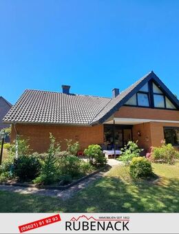 Charmantes Einfamilienhaus mit viel Platz und großzügigem Garten - Nienburg (Weser)