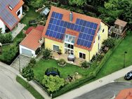 LIEBENSWERTER LEBENS(T)RAUM MIT VIEL LICHT, STIL UND FUNKTION - MIT EINLIEGERWOHNUNG - UNTERKELLERT! - Mering