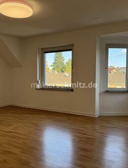 M'GLADBACH - VENN GROßE 2-ZIMMER-DACHGESCHOSSWOHNUNG IN RUHIGER LAGE - Mönchengladbach