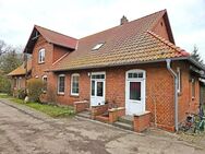 Landhaus mit 3 WE am Breetzer Bodden - Trent