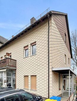 Wohn- und Geschäftshaus: Ideal für Kapitalanleger, Selbstnutzer oder kreative Köpfe in Eschenburg - Eschenburg