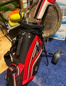 Golfbag + Schläger + Trolley für Kinder in 26160