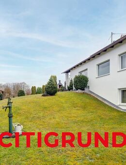 Reichertshausen/Pfaffenhofen an der Ilm - Individueller Bungalow mit Sonnenterrasse & großem Garten - Reichertshausen