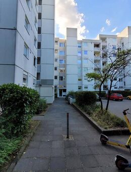 BN-Endenich. Vermietete Kapitalanlage EG mit 3 ZKB mit Balkon - Provisionsfrei! - Bonn