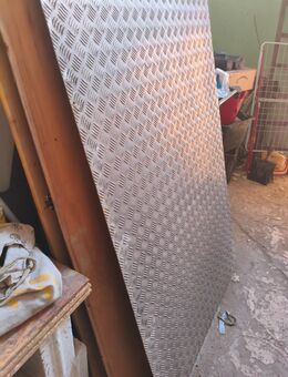 Alu Tränenblech Riffelblech 2/3mm, 2060x1080 mm - Duisburg