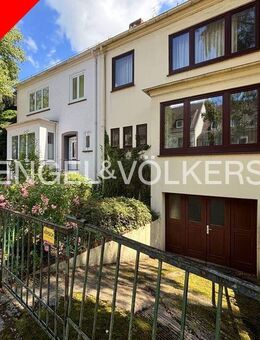 Rohdiamant in Bestlage - Charmantes Haus mit Potenzial in Schwachhausen - Bremen