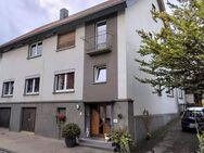 Zweifamilienhaus mit zwei Garagen in Dörentrup - Dörentrup