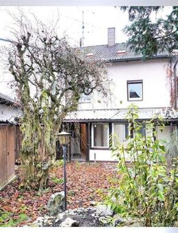 KREIPL-IMMO- Erding - Mittelhaus beziehen und renovieren - Erding