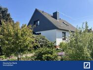 Wohnen mit Möglichkeiten: Zwei Einheiten, Pool, Garage - alles in Elmshorn! - Elmshorn