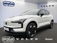 Volvo EX30, Plus ExtendedRange HarmanKardon, Jahr 2023 - Kassel