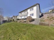 Renoviertes EFH mit schönem Garten und traumhafter Aussicht! - Elsendorf