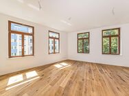 Am schönen Waldplatz: Großes 1-Zimmer-Apartment in Altbau mit interessanter Geschichte - Leipzig