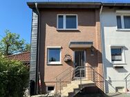 Reihenendhaus mit angrenzendem Carport in Huchting - Bremen