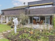 Traumhafte Wohnung mit überdachter Terrasse und Garten in top Wohnlage von Bad Pyrmont - Bad Pyrmont