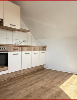 Charmante Dachgeschosswohnung in begehrter Lage von Leer - Loga! - Leer (Ostfriesland)