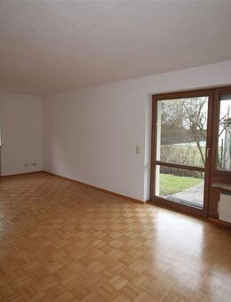 Hinreißende Erdgeschosswohnung in urbaner Lage an der Isar incl. TG-Stellplatz - Landshut