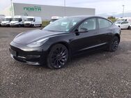 Tesla Model 3, Performance AWD Autopilot, Jahr 2022 - Dresden