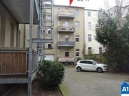 Attraktive vermietete Dachgeschosswohnung mit Balkon und Garage im Paulusviertel - Halle (Saale)