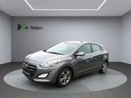 Hyundai i30, 1.4 blue YES Silver, Jahr 2015 - Buxtehude