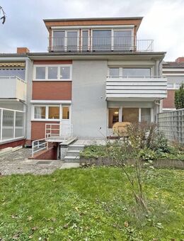 Wundervolles Zweifamilien-Reihenmittelhaus auf 4 Etagen mit Garten, Balkonen & Garage in Laatzen - Laatzen