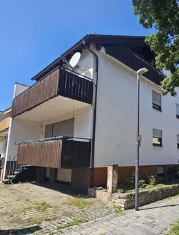 In ruhiger und sonniger Lage - REH mit drei Balkonen und Stellplatz - Herbrechtingen