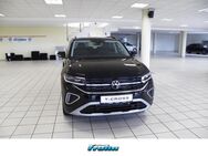 VW T-Cross, 1.0 TSI Life, Jahr 2024 - Bochum