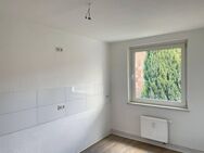 Mieter willkommen! Frisch sanierte 2-Zimmer-Wohnung mit Balkon - Magdeburg