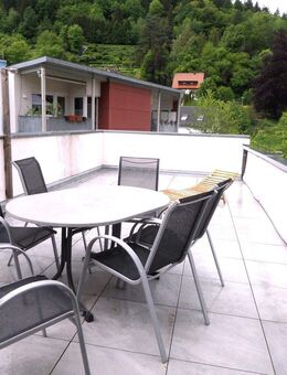 Großzügige Eigentumswohnung mit Dachterrasse in zentraler Lage - Zell (Wiesental)