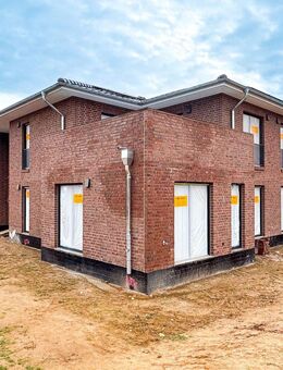 MODERNE NEUBAUERDGESCHOSSWOHNUNG IN RUHIGER UND ZENTRALER LAGE - Sittensen