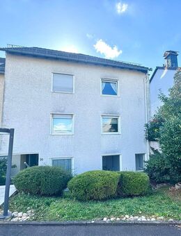 Hermann Immobilien: 3-Zimmer-Eigentumswohnung mit Garten und großer Terrasse in Bruchköbel - Bruchköbel