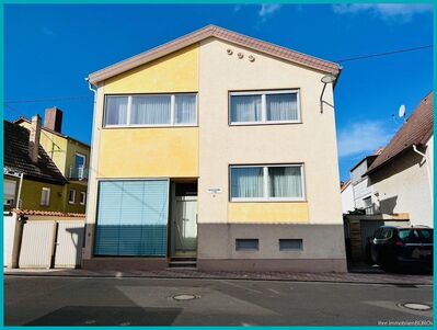 Viel Platz für die große Familie - Einfamilienhaus mit Garten und großer Terrasse