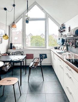 Einzigartige Maisonettewohnung nähe Rheinauhafen und zusätzliche 21 m² Nutzfläche im DG inbegriffen! - Köln