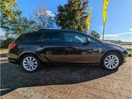 Opel Astra, 1.4 Turbo Sports Tourer Active, Jahr 2013 - Eschenbach (Oberpfalz)