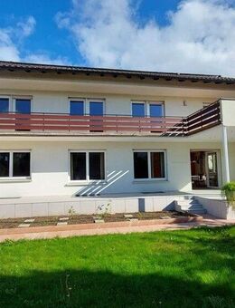 Großzügiges Einfamilienhaus mit Charme und Gartenidylle - Kleinostheim